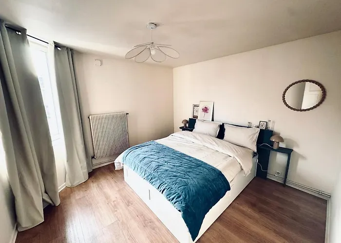 2 Bedroom House Centre